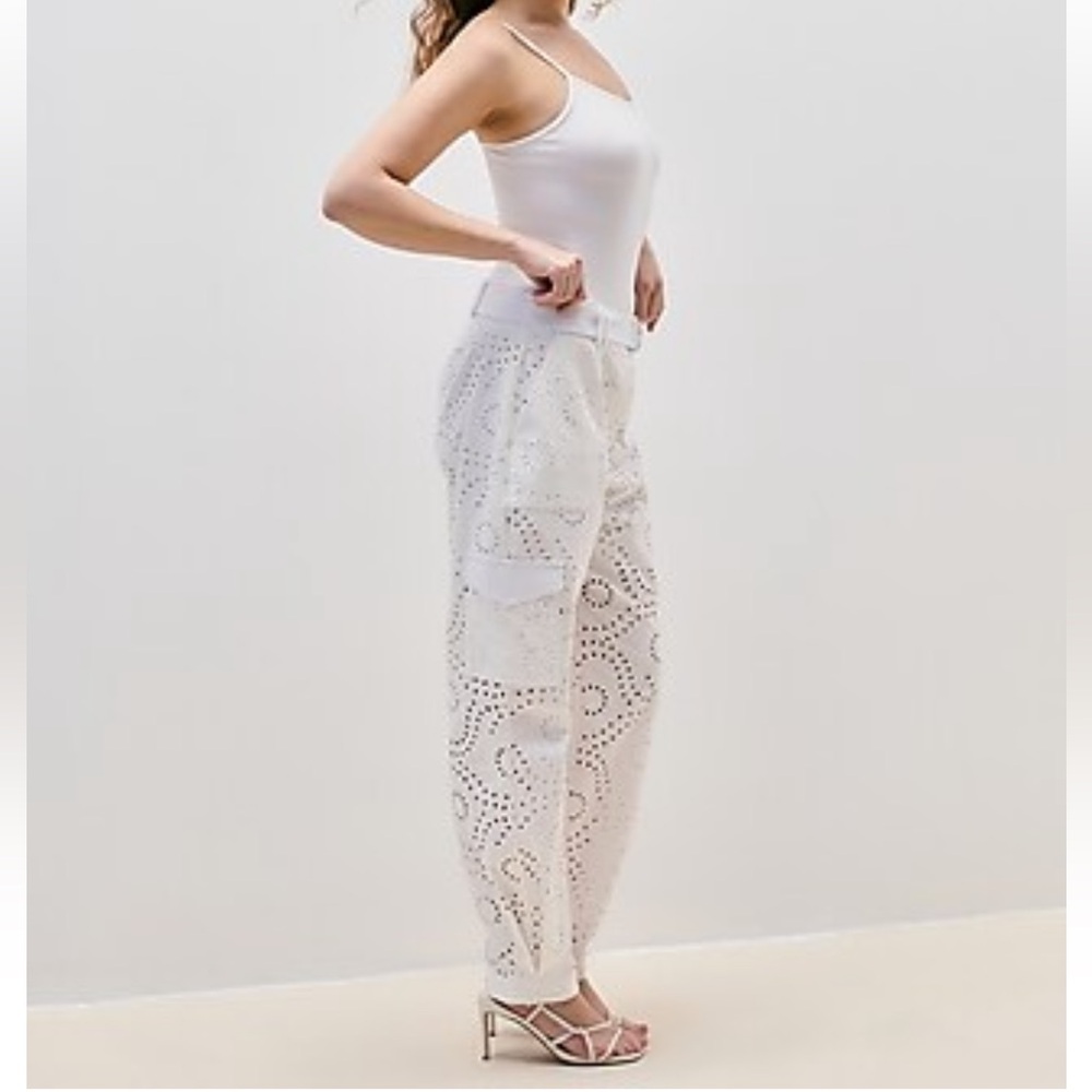 Express super high waisted, eyelet, belted cargo joggers